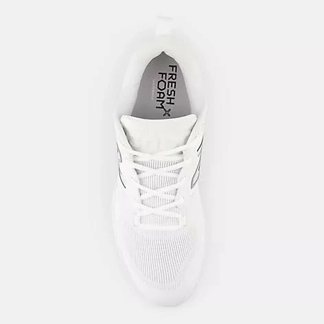 New Balance Fresh Foam X 3000 V6 Metal Cleat - White 4 New Balance Fresh Foam X 3000 V6 Metal Cleat - White - Image 4